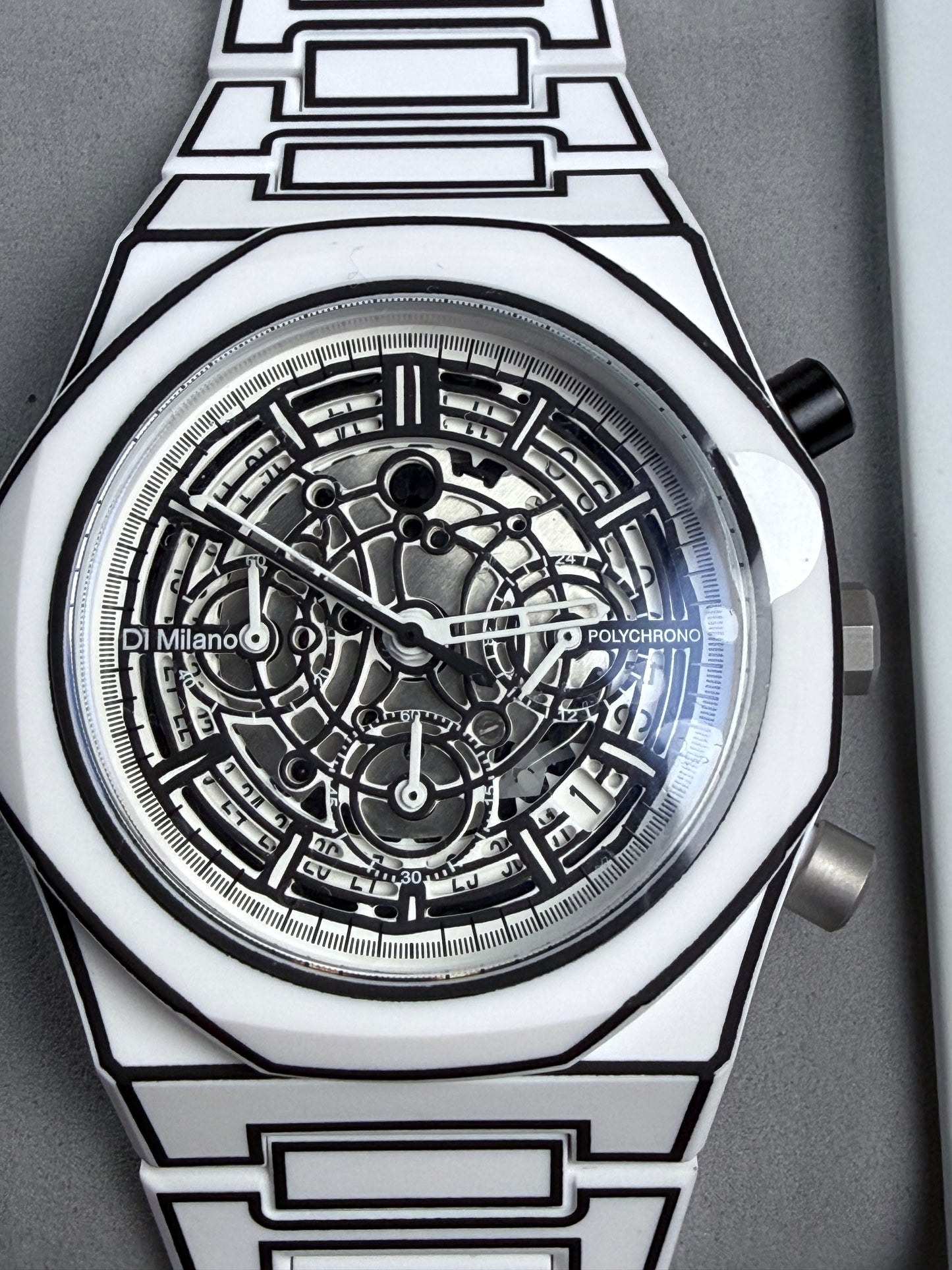 D1 MILANO POLYCHRONO SKETCH