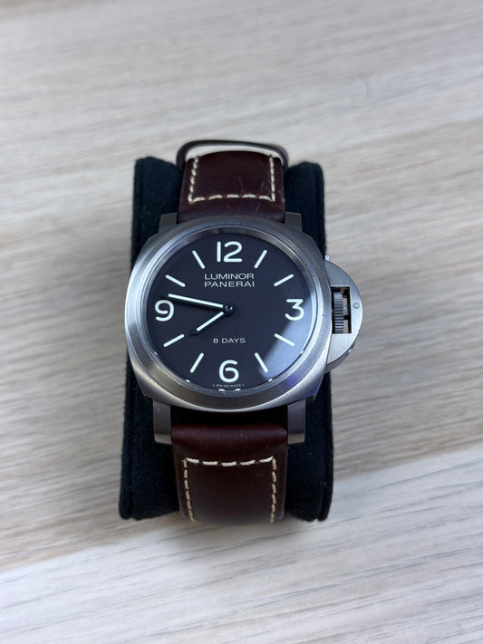 PANERAI LUMINOR BASE 8 GIORNI TITANIO