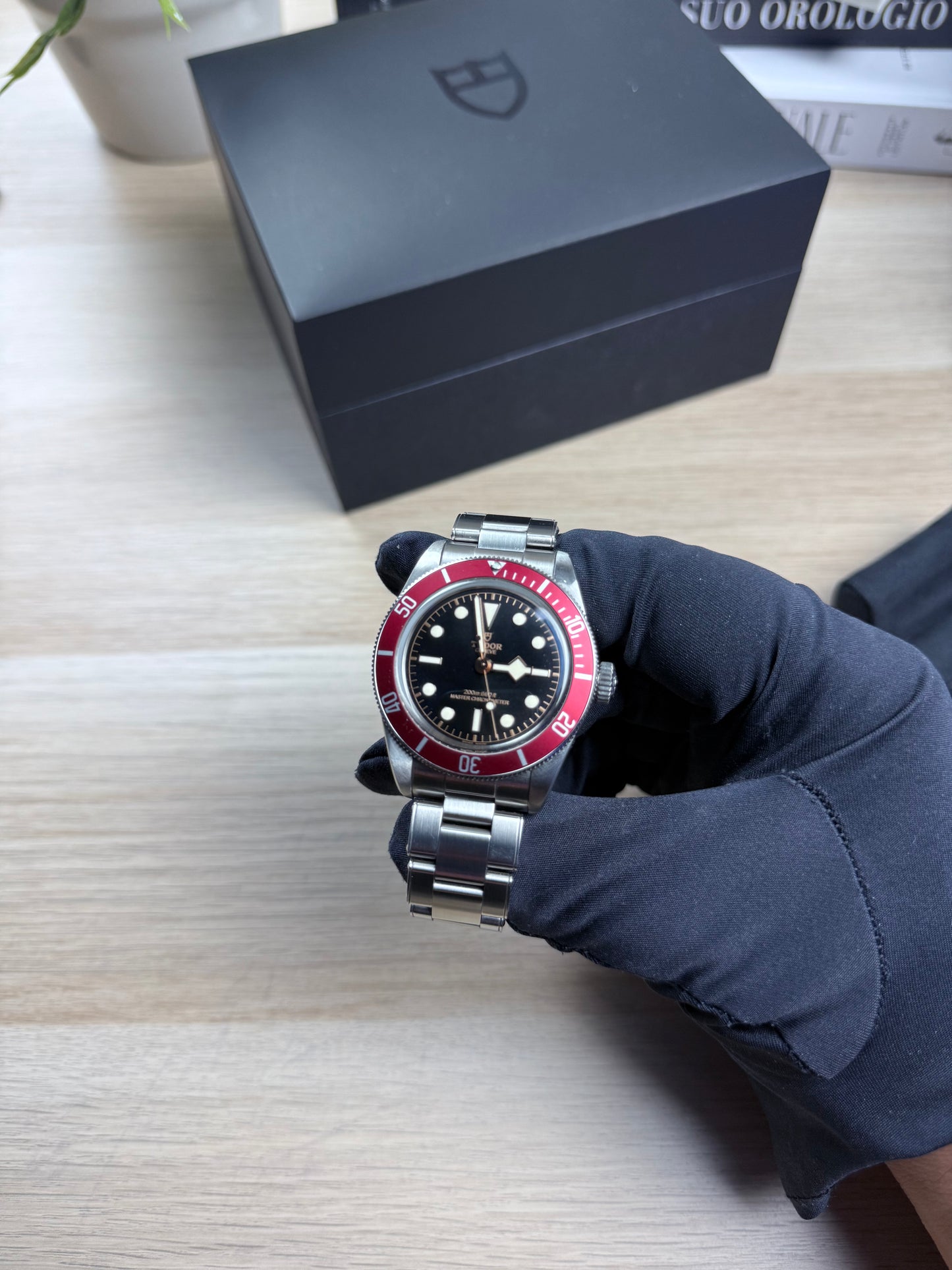 BLACK BAY 41mm NEW Ghiera Rossa 2025