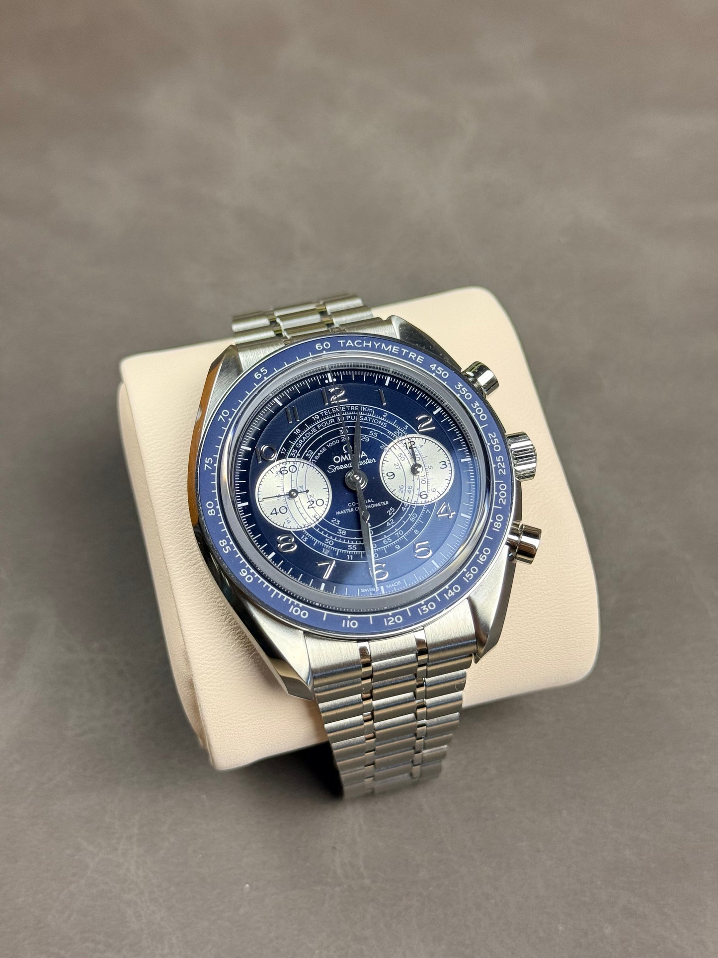 OMEGA SPEEDMASTER CHRONOSCOPE