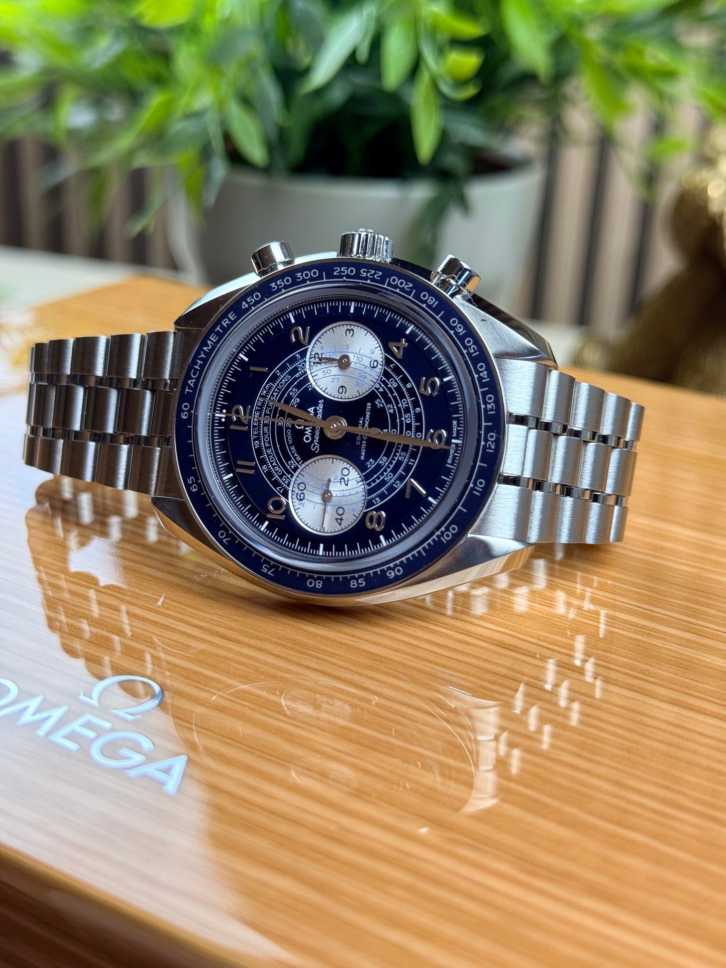 OMEGA SPEEDMASTER CHRONOSCOPE