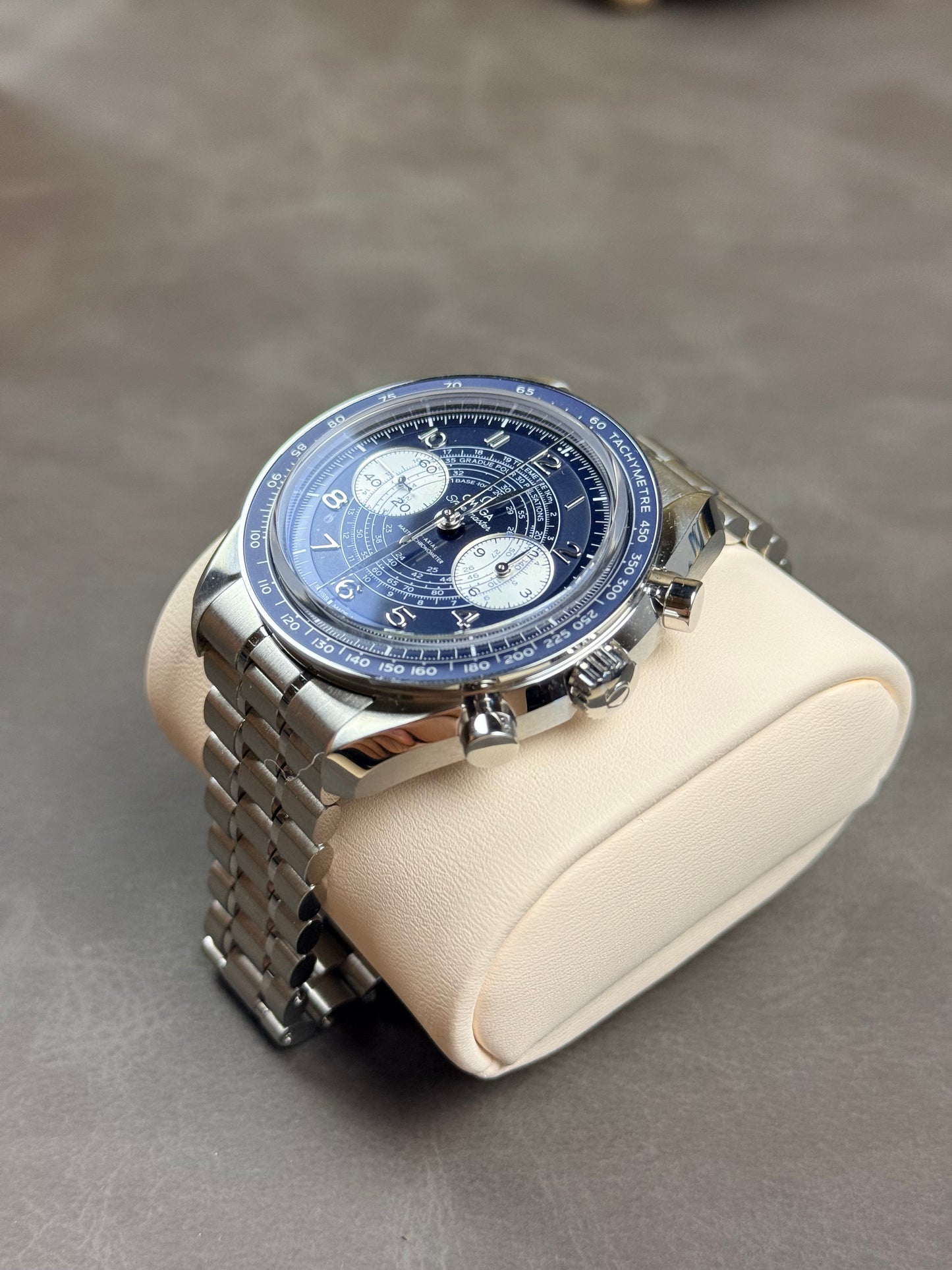 OMEGA SPEEDMASTER CHRONOSCOPE