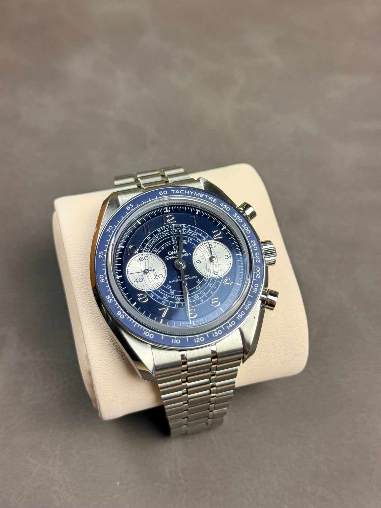 OMEGA SPEEDMASTER CHRONOSCOPE