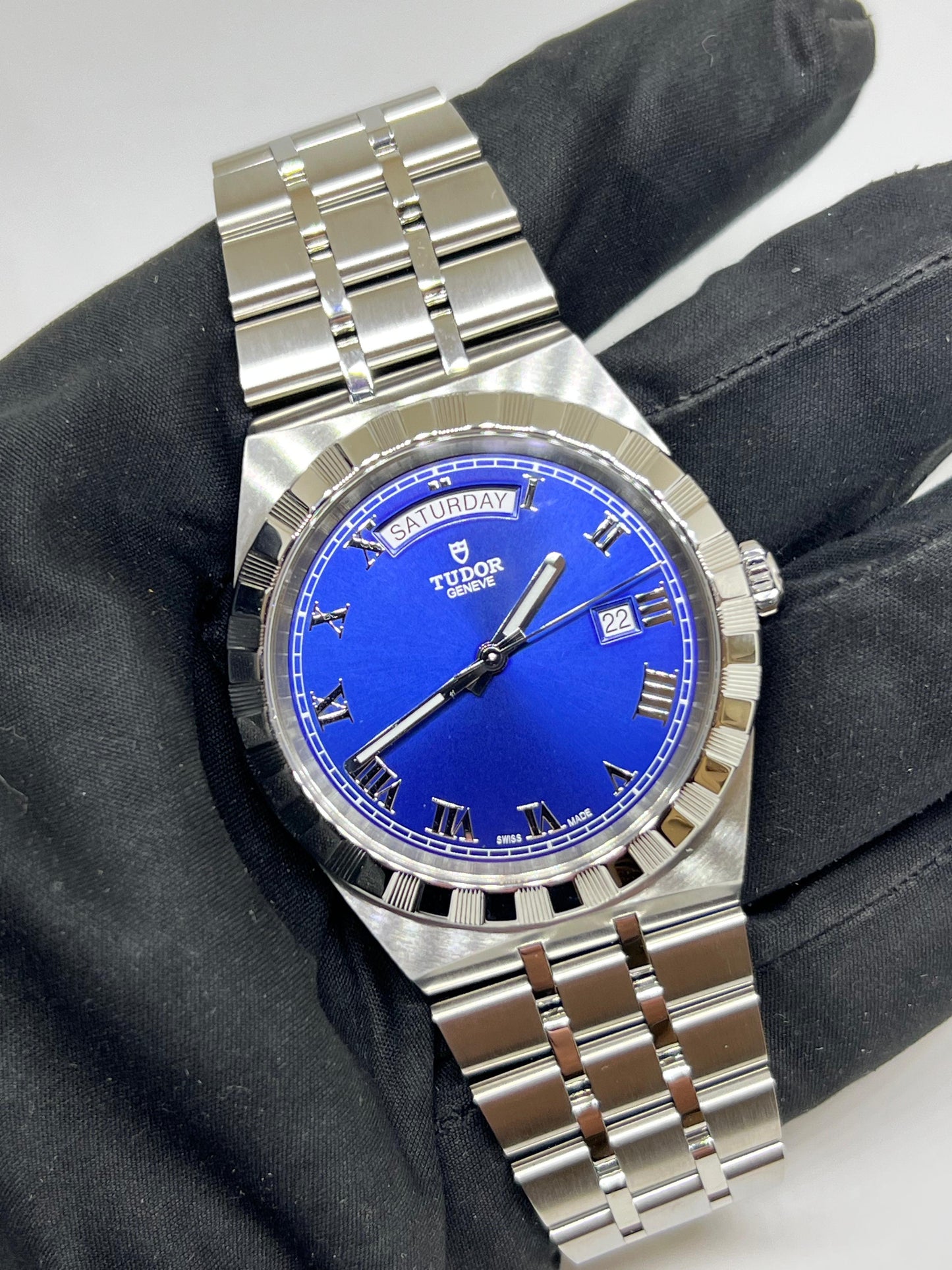 TUDOR ROYAL 41mm BLUE