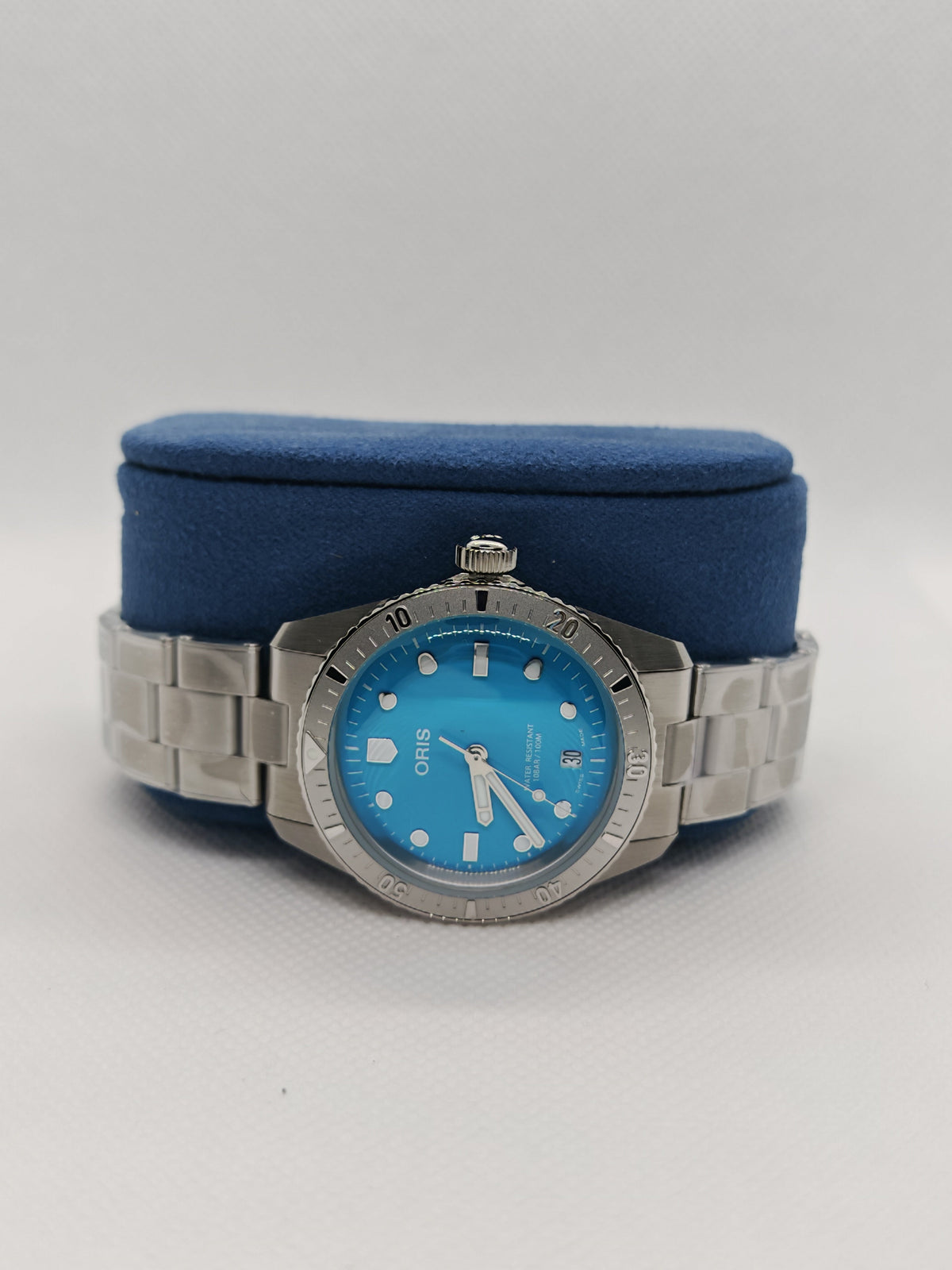 Oris Divers Sixty-Five Cotton Candy